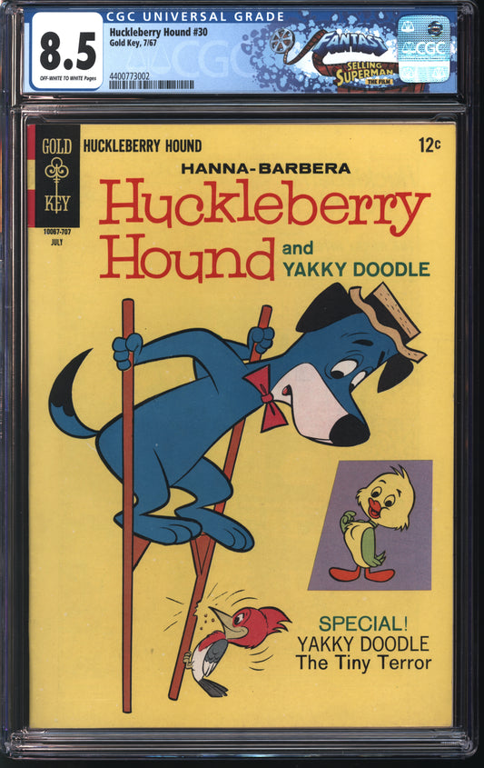 Dell Publishing Huckleberry Hound 30 7/67 FANTAST CGC 8.5 Off White to White Pages